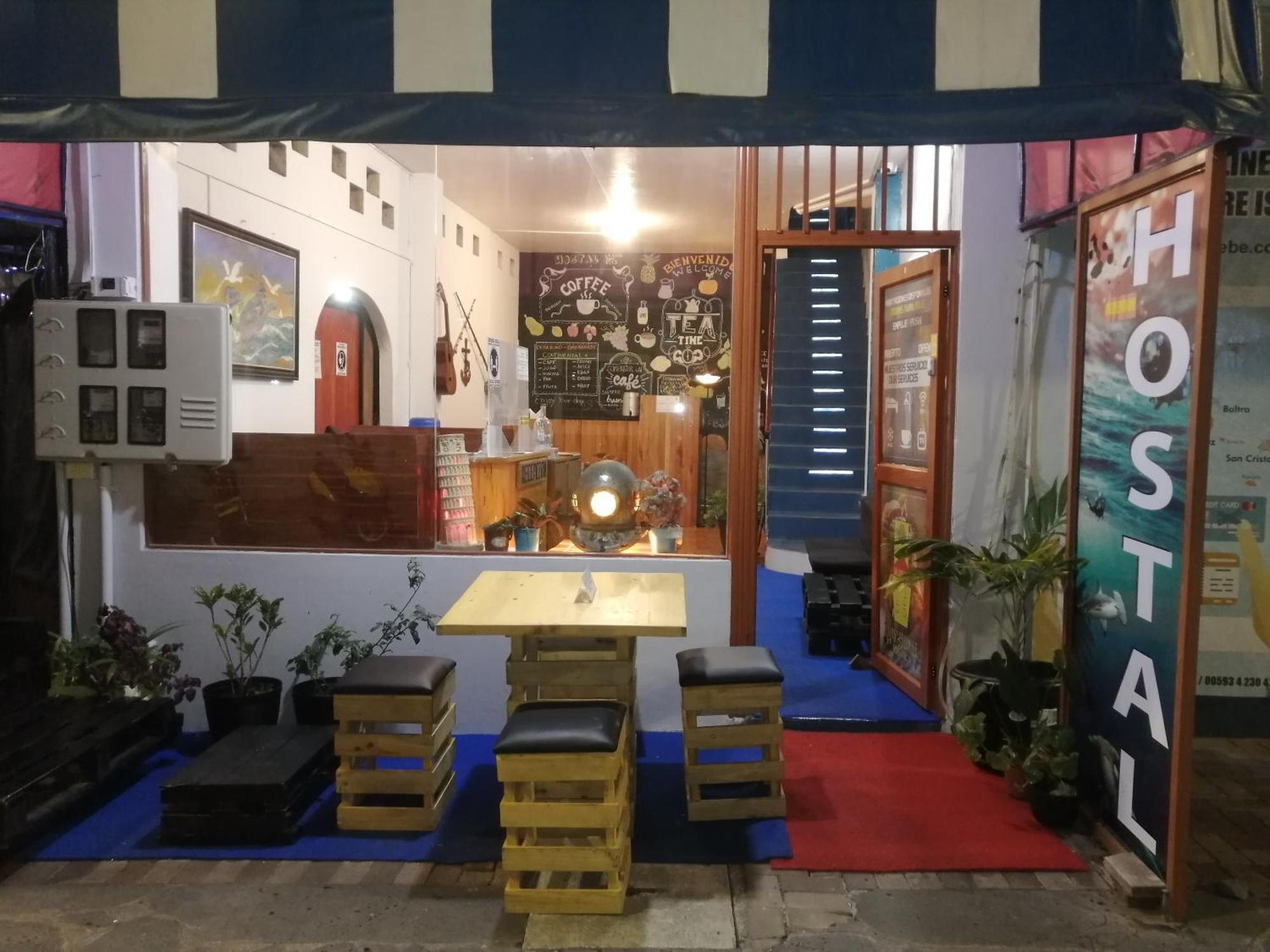 Hostal La Casa De Luis Puerto Baquerizo Moreno Ngoại thất bức ảnh