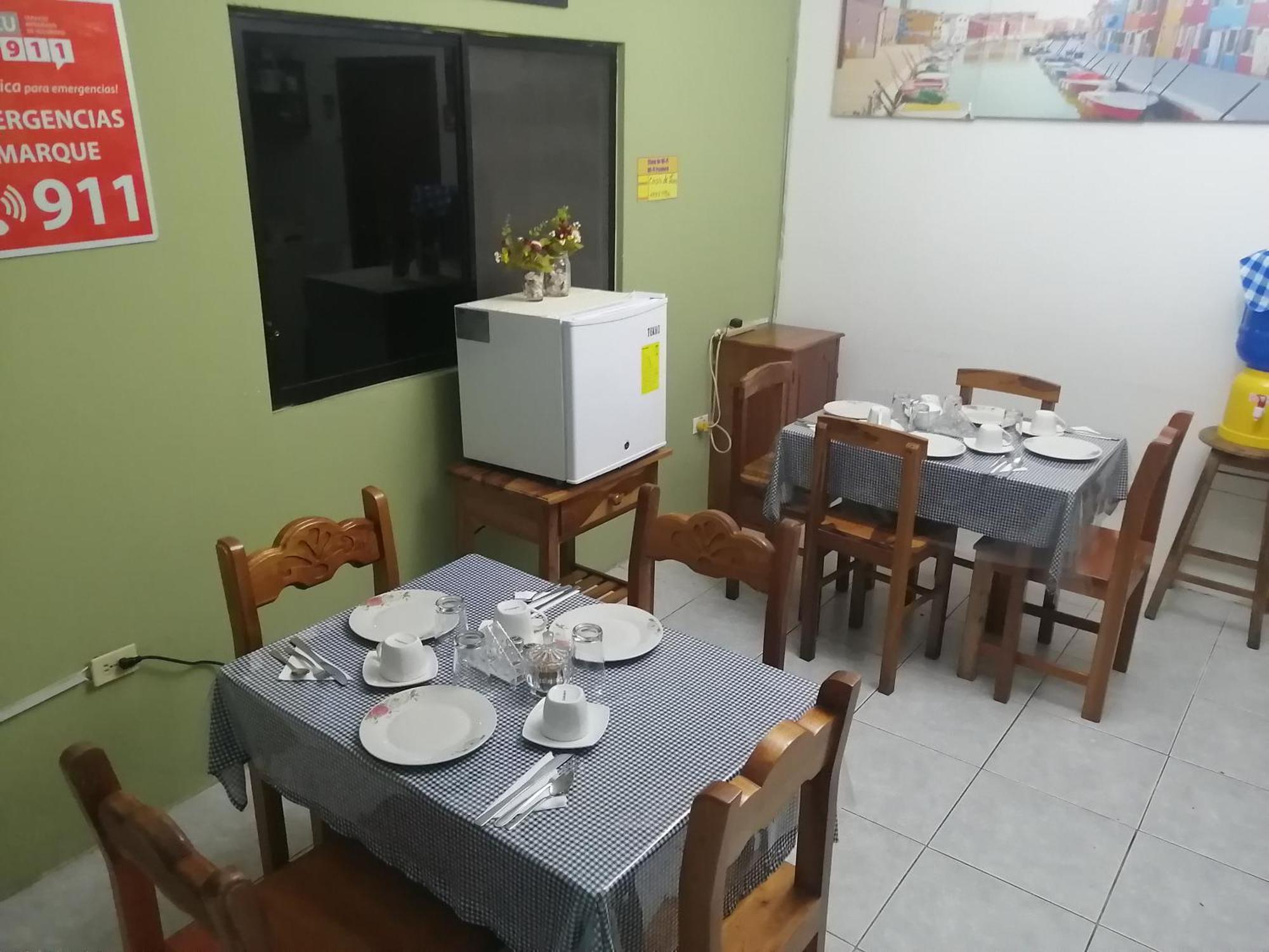 Hostal La Casa De Luis Puerto Baquerizo Moreno Ngoại thất bức ảnh
